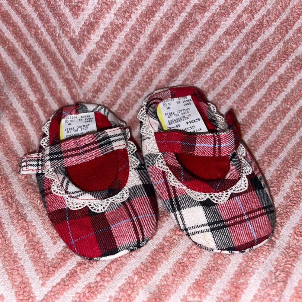 Red and Black Plaid with Lace Baby Walker Shoes, Soft Sole 3-6 months girls